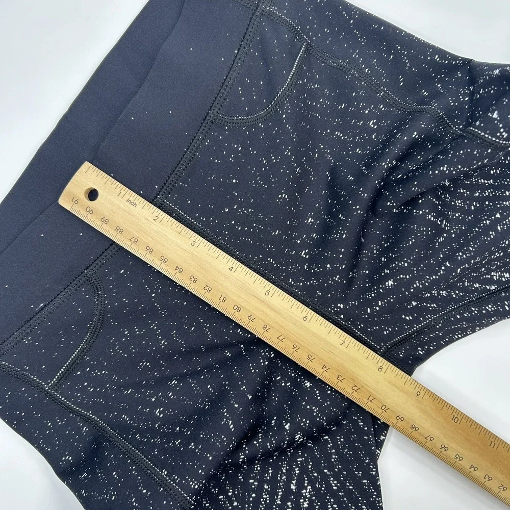 Rag & Bone Active Lawson Chevron Leggings Cropped Ankle Zip Size XS Black White - Picture 8 of 9